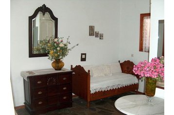 Grecia Privát Lygia, Esterno